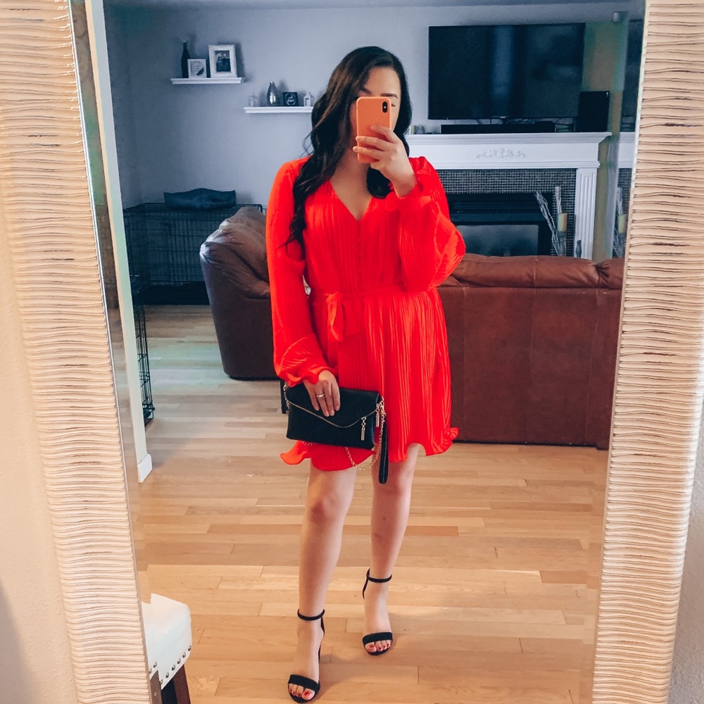 Mini long sleeve dress